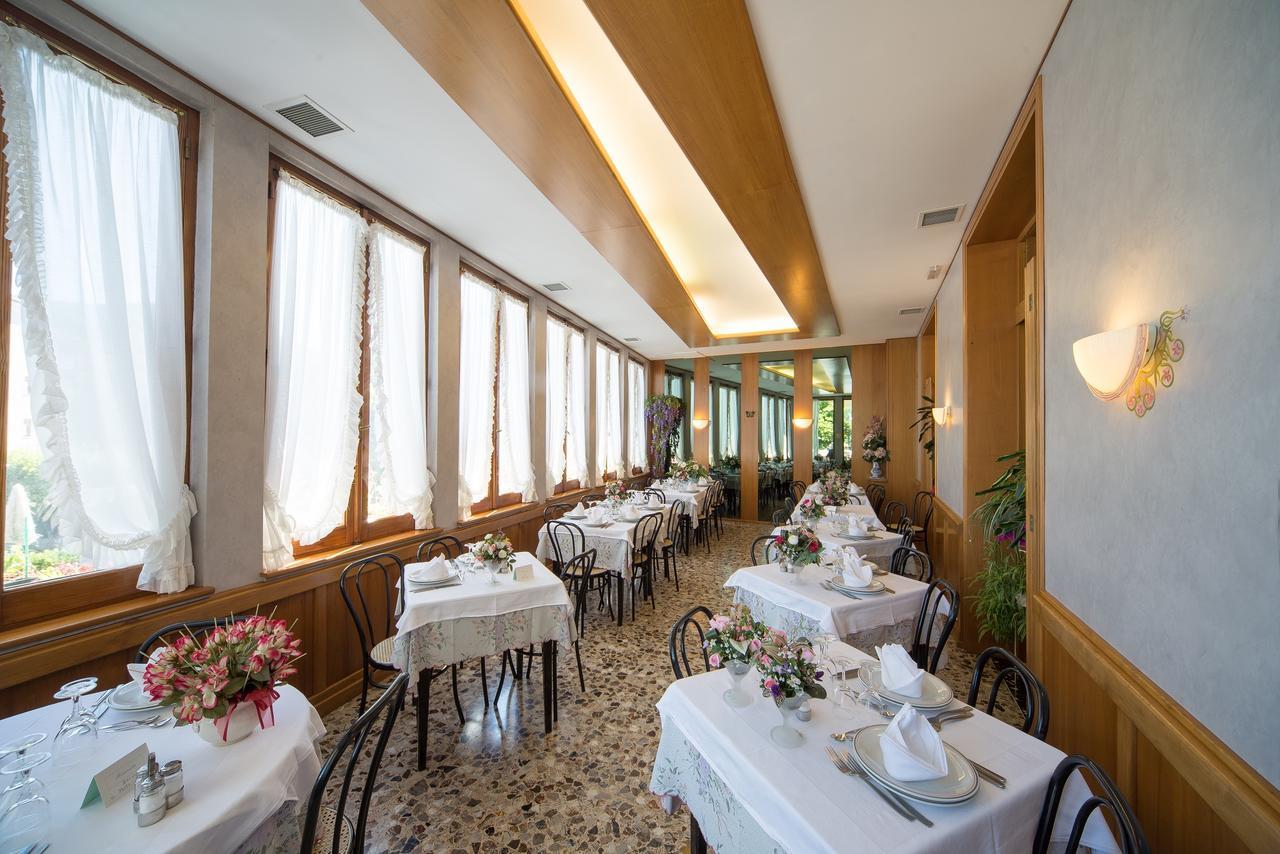 Miramonti Hotel Calizzano Exterior photo